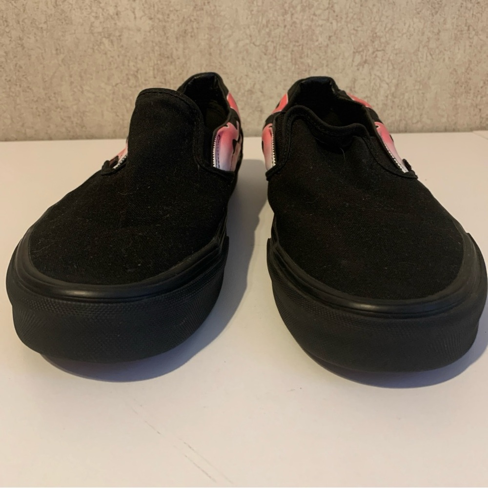 Vans slip on Black Sneakers with pink flame women’s size 8 - Picture 3 of 11